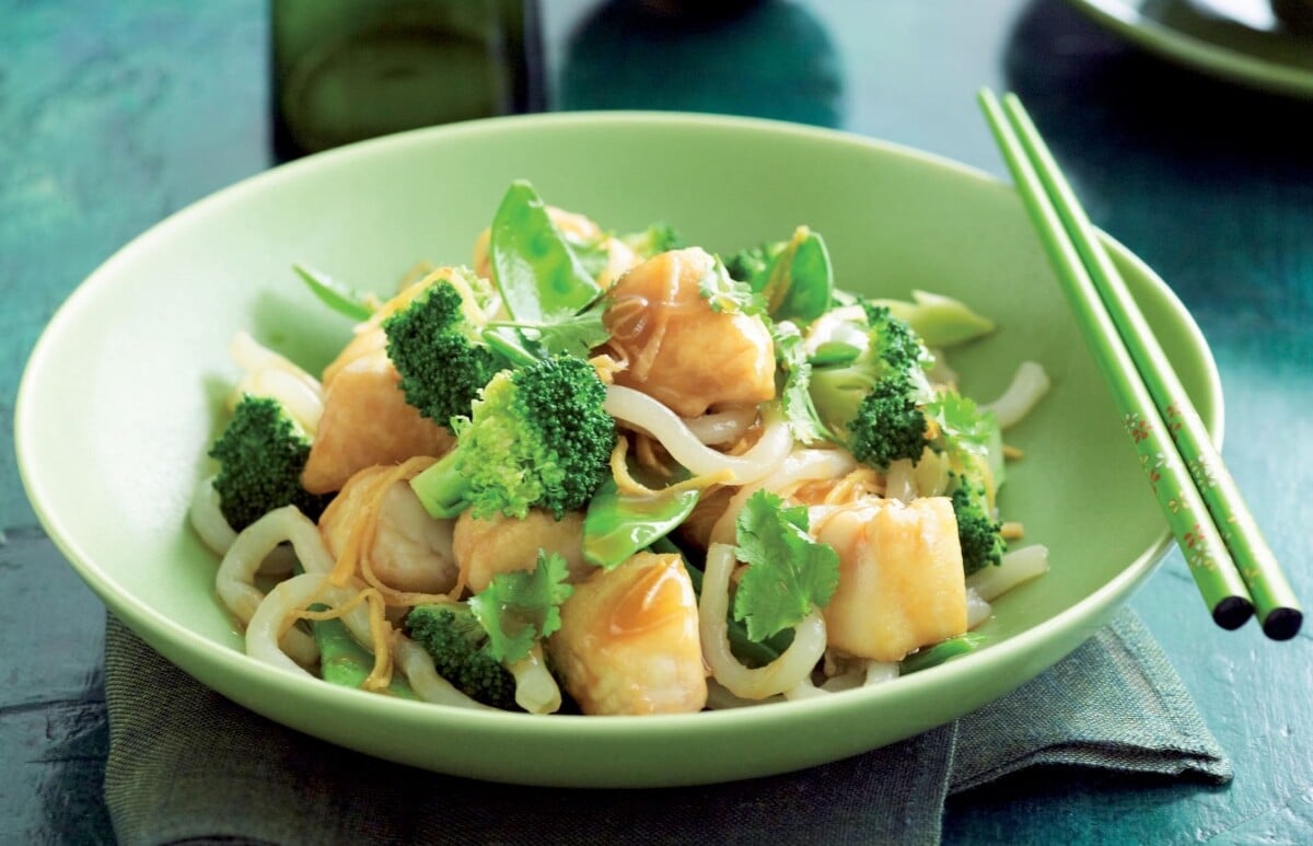 15-minute Stirfry Fish with Lemongrass and Asian Greens - Beyond Best ...